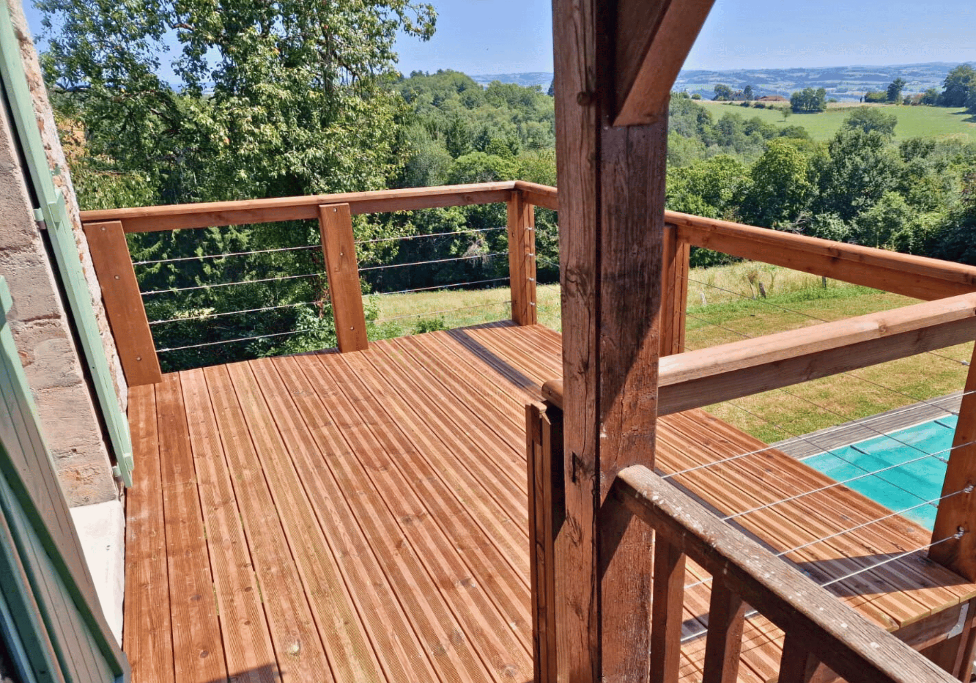 pergola adossée et terrasse